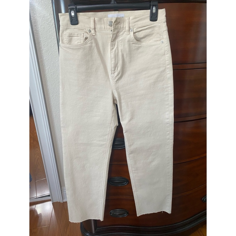 Women’s Cream Raw Hem Straight Jeans. Ankle length